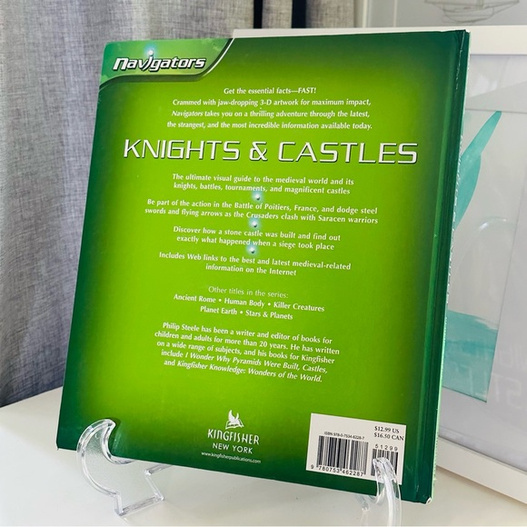 Navigators Knights & Castles Hardcover Picture Book - Picture 16 of 16